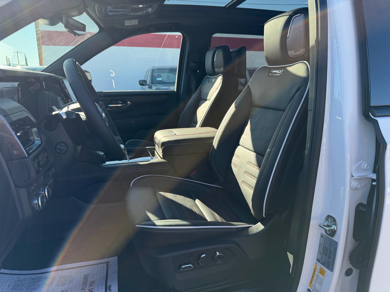 GMC Yukon 4WD 4dr AT4 Ultimate 2026