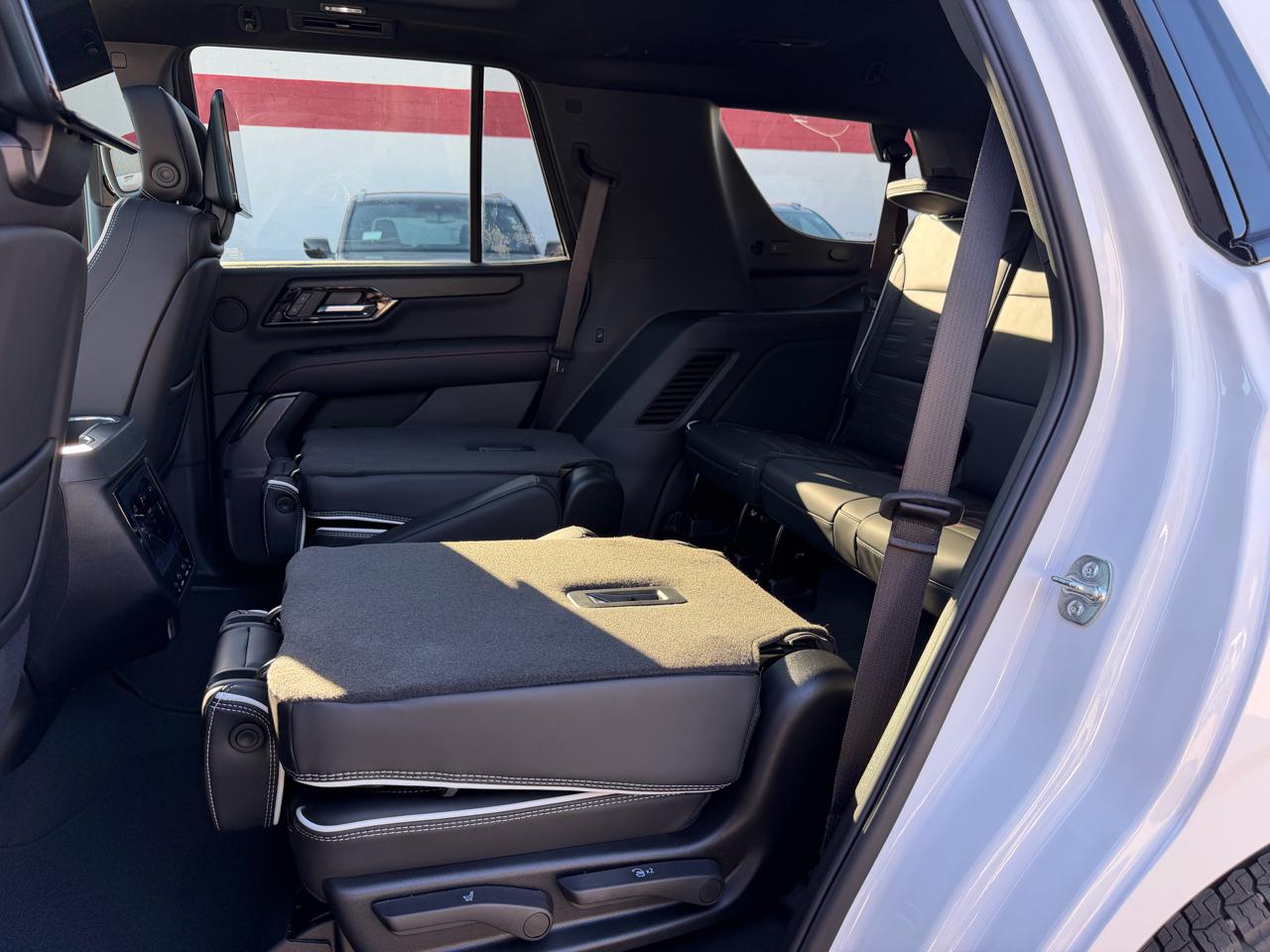 GMC Yukon 4WD 4dr AT4 Ultimate 2026