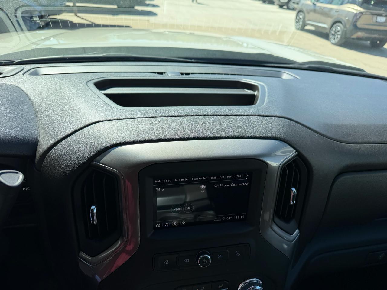 GMC Sierra 1500 4WD Crew Cab 147" Pro 2026