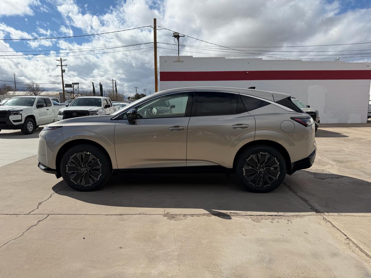 Nissan Murano AWD Platinum *Ltd Avail* 2026