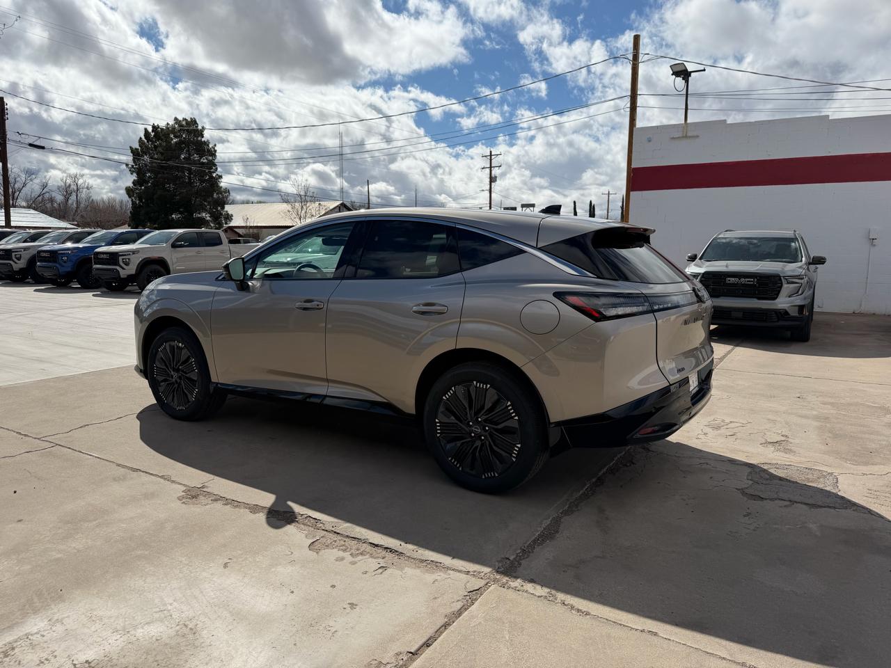 Nissan Murano AWD Platinum *Ltd Avail* 2026