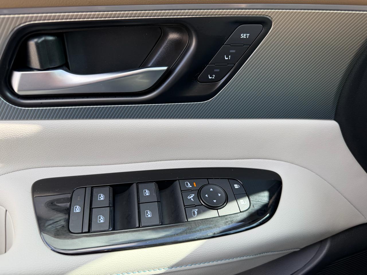 Nissan Murano AWD Platinum *Ltd Avail* 2026