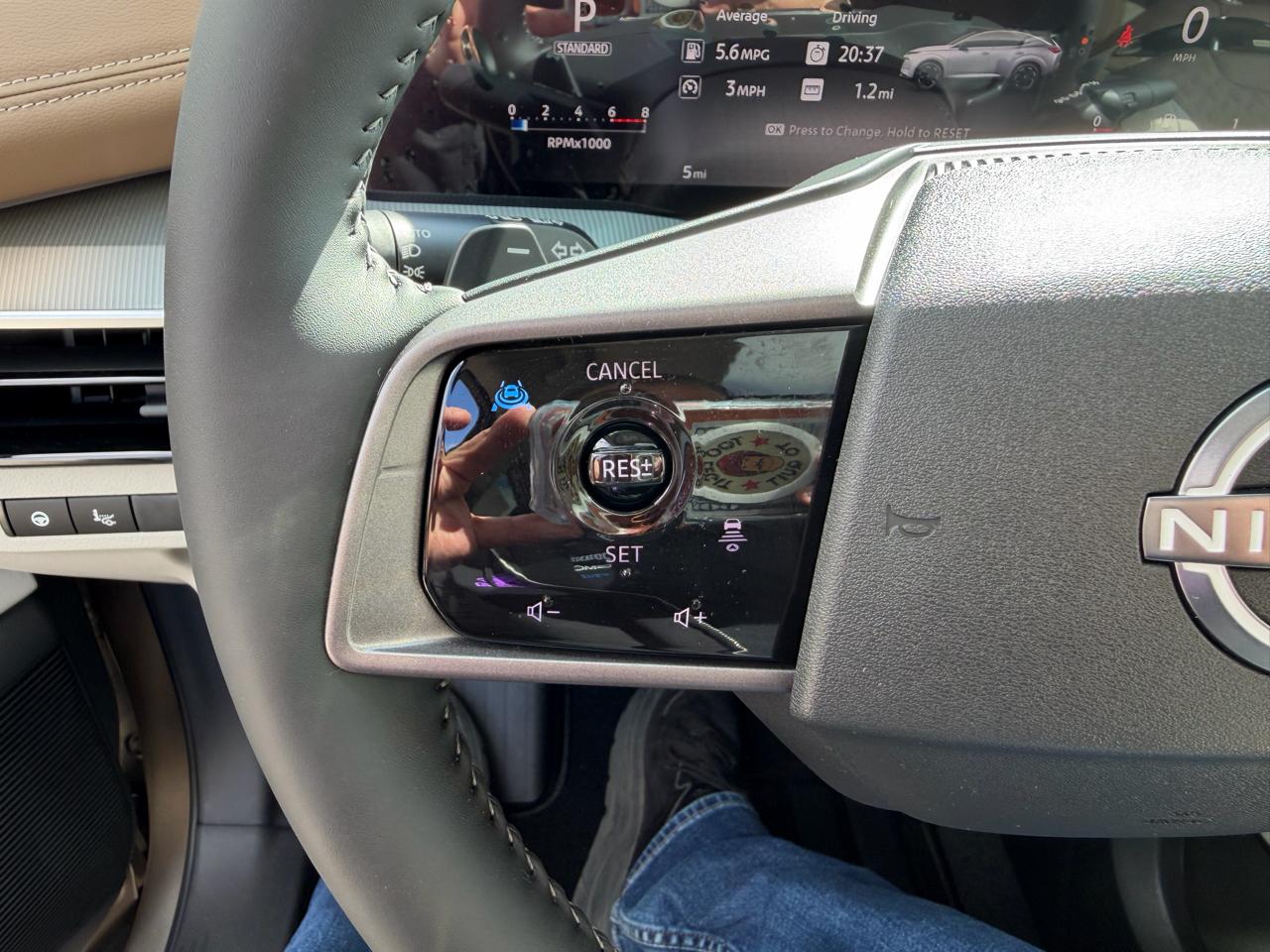 Nissan Murano AWD Platinum *Ltd Avail* 2026