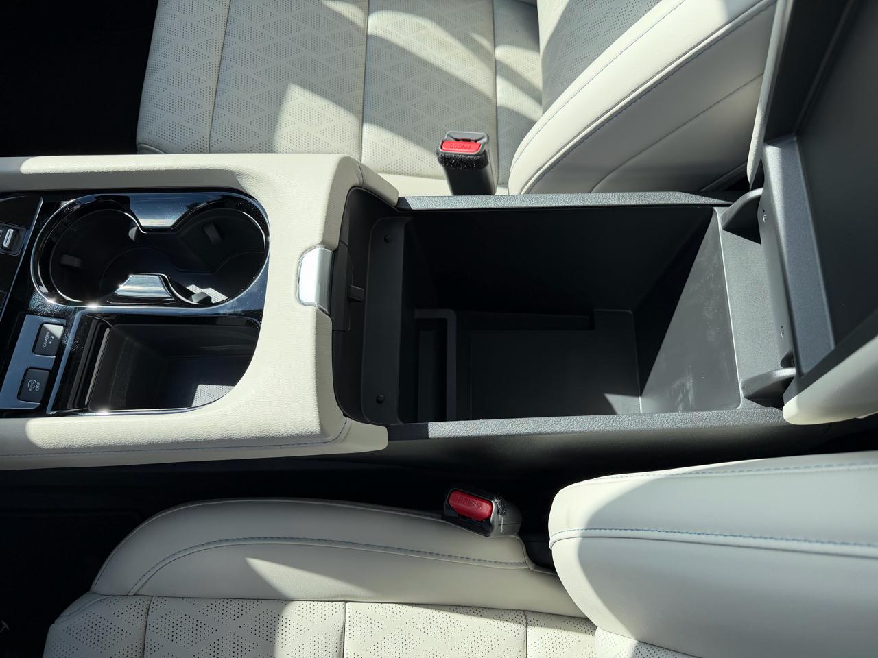 Nissan Murano AWD Platinum *Ltd Avail* 2026