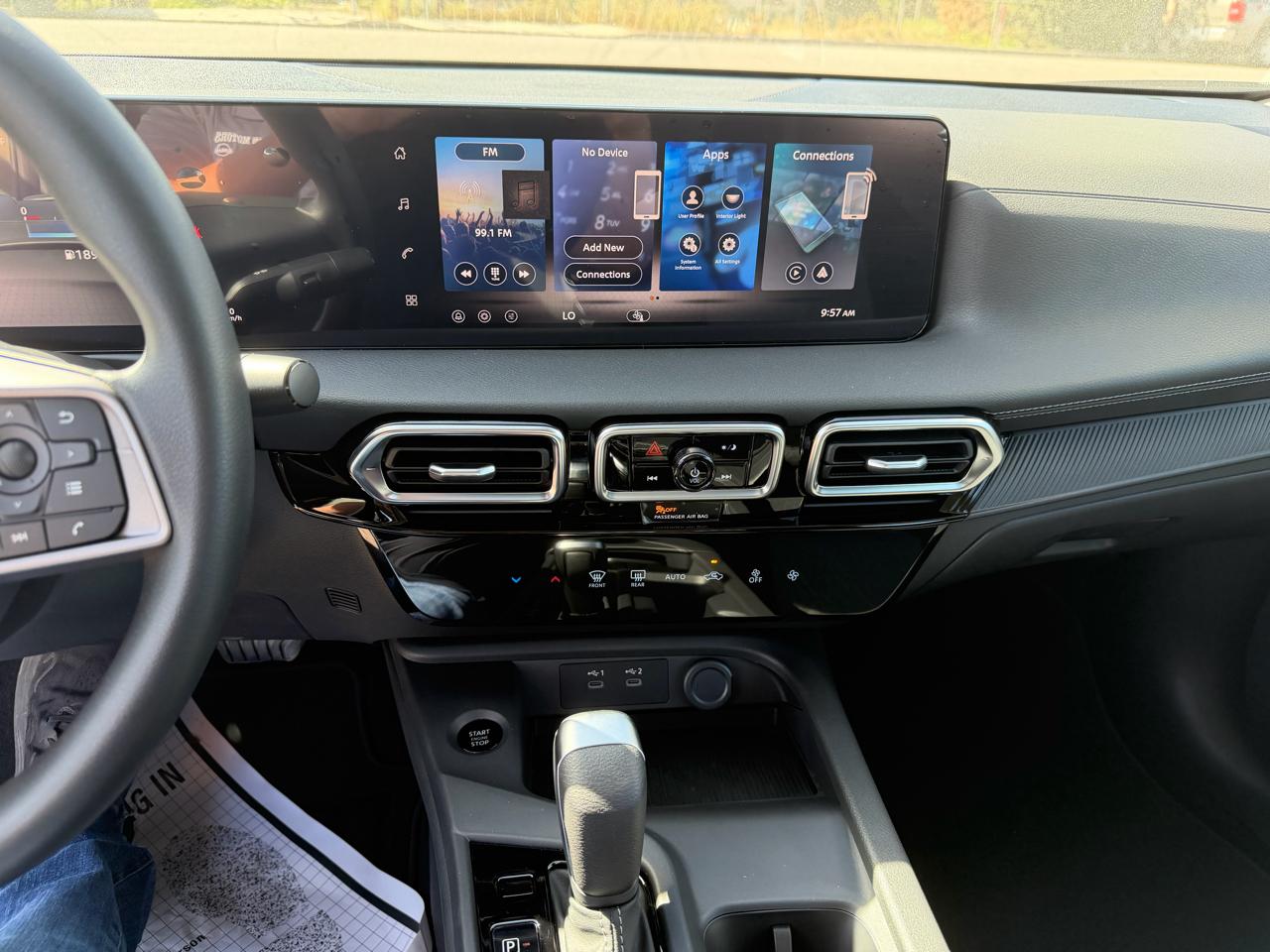 Nissan Sentra SV Sedan 2026