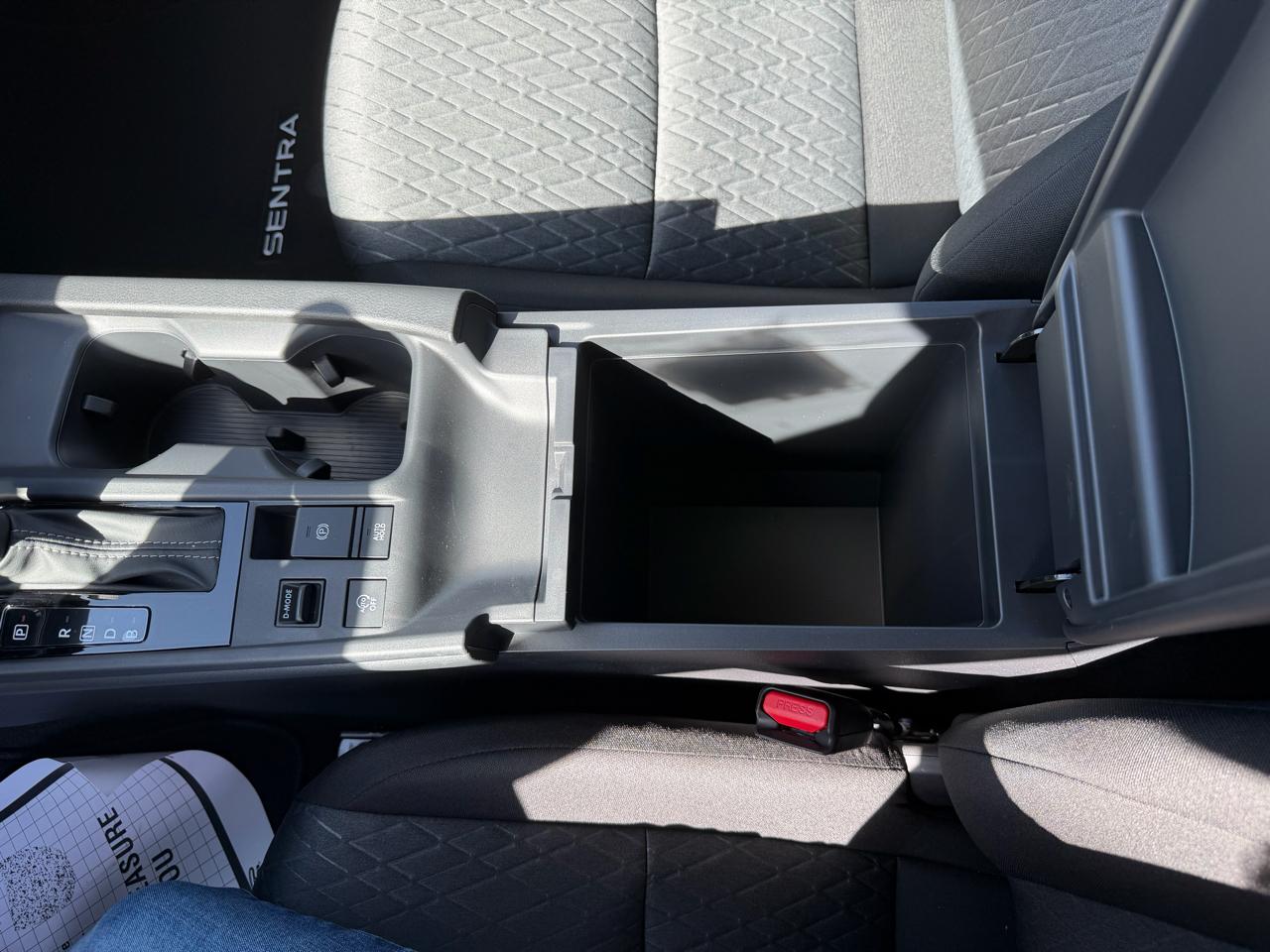 Nissan Sentra SV Sedan 2026