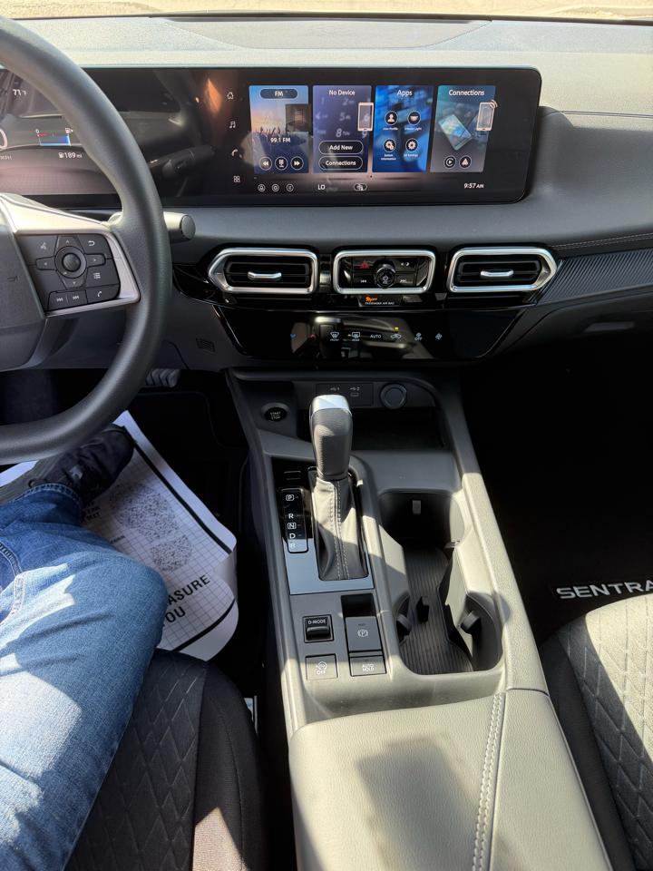 Nissan Sentra SV Sedan 2026