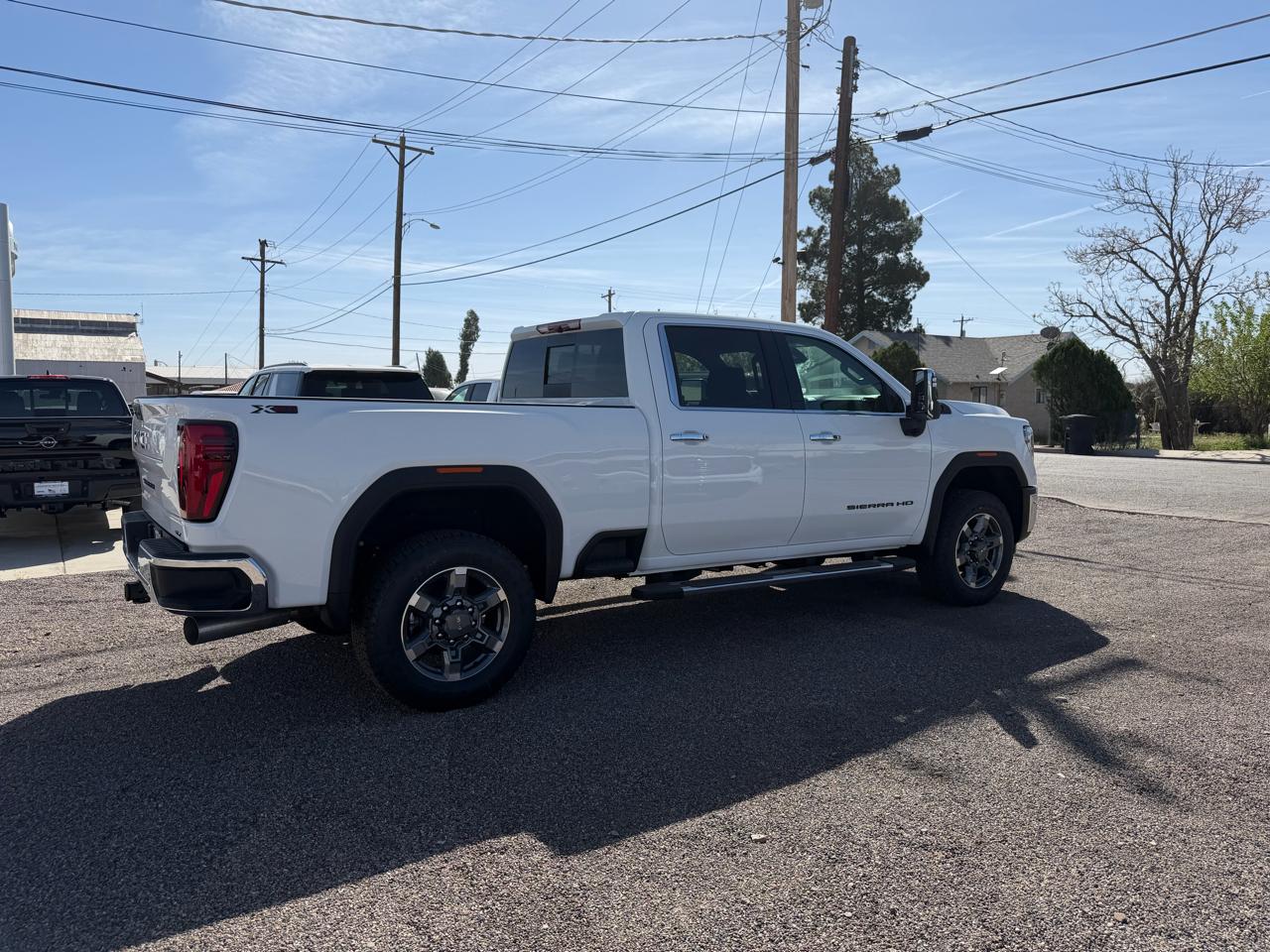GMC Sierra 2500HD 4WD Crew Cab 159" SLT 2026