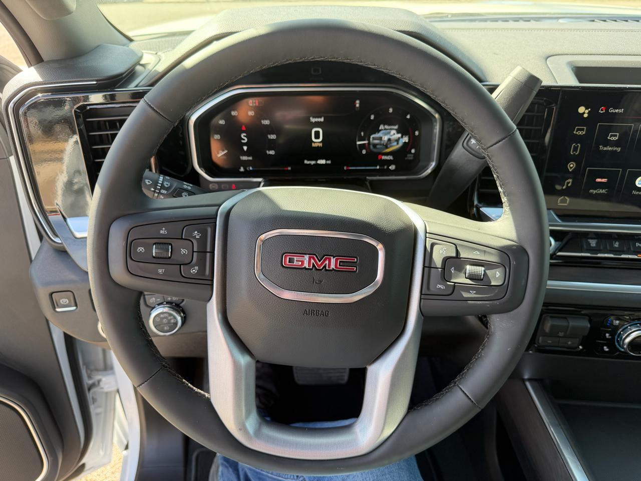 GMC Sierra 2500HD 4WD Crew Cab 159" SLT 2026