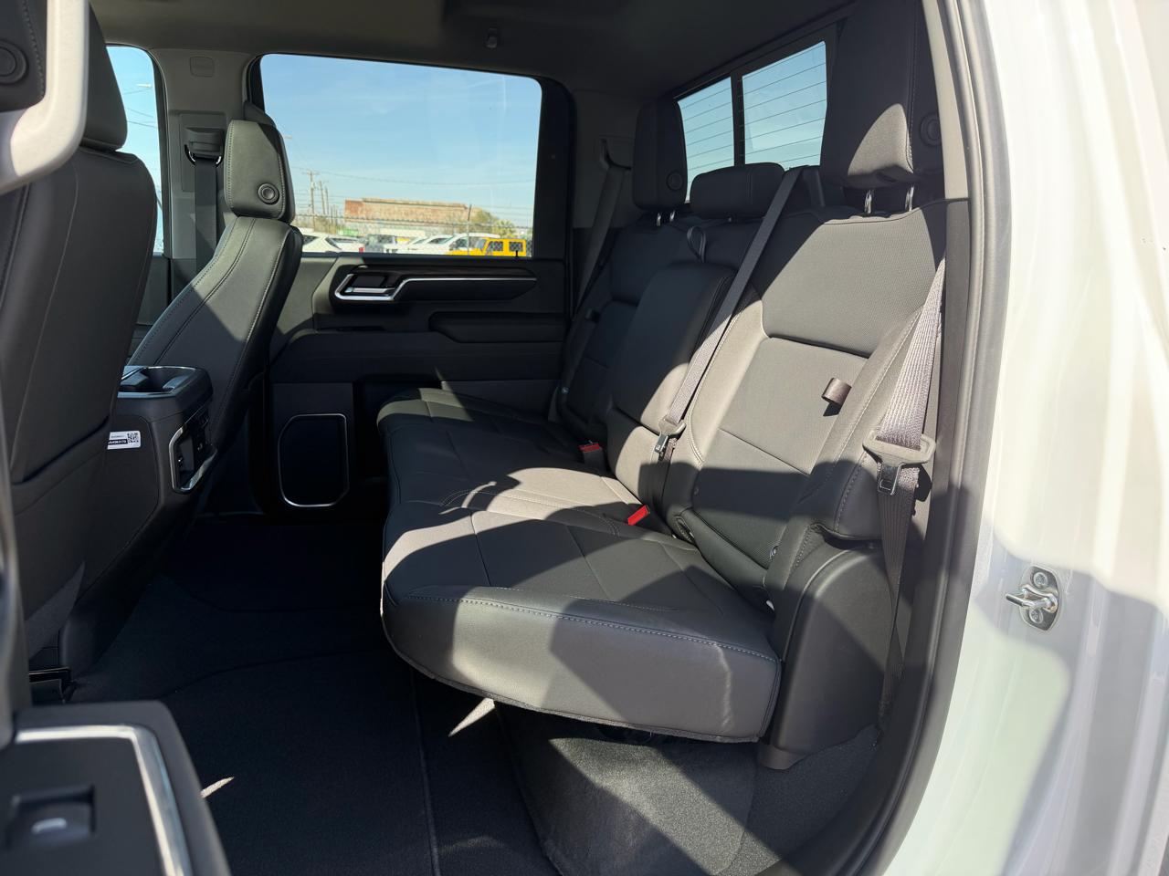 GMC Sierra 2500HD 4WD Crew Cab 159" SLT 2026