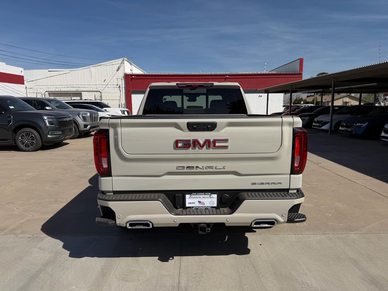 GMC Sierra 1500 4WD Crew Cab 147" Denali 2026
