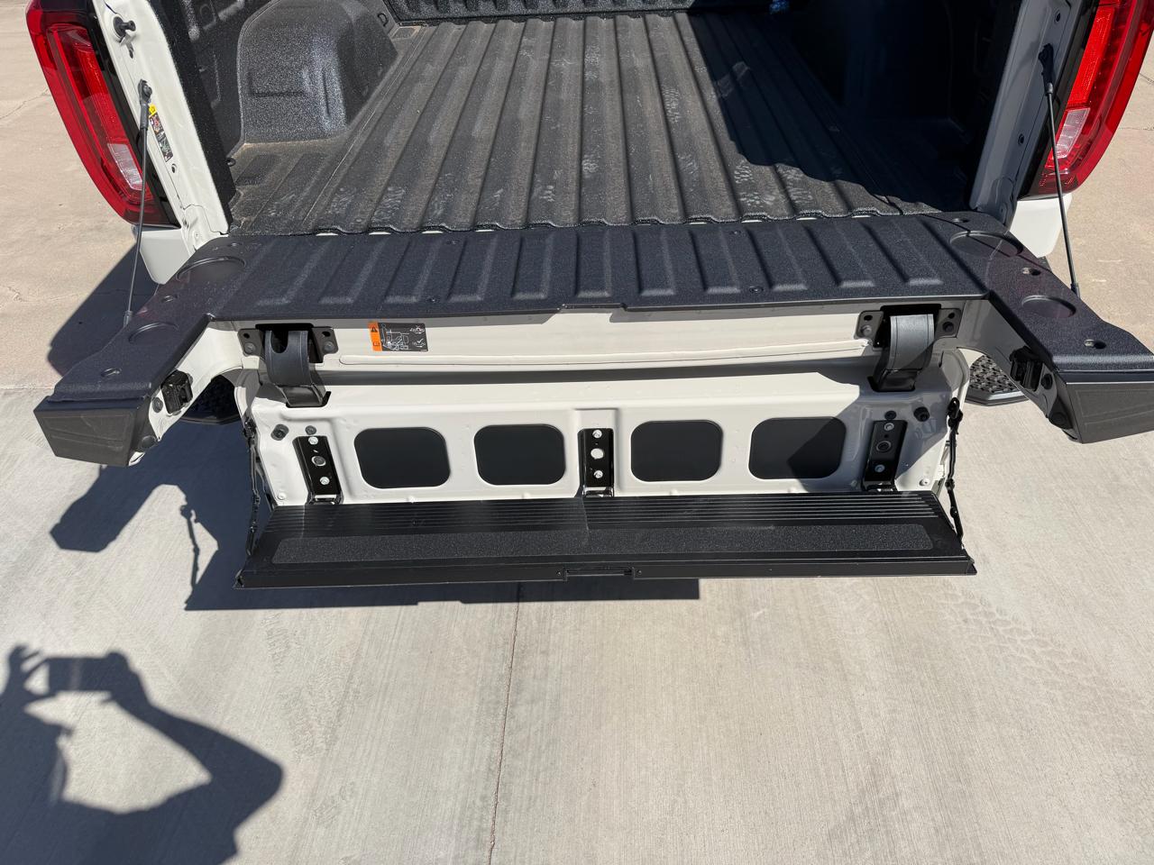 GMC Sierra 1500 4WD Crew Cab 147" Denali 2026