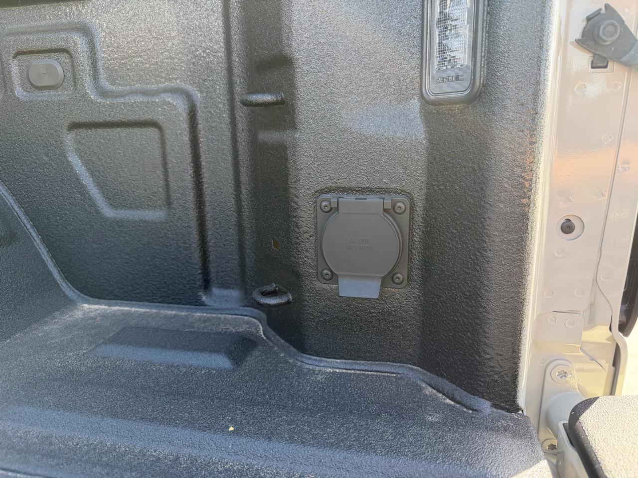 GMC Sierra 1500 4WD Crew Cab 147" Denali 2026