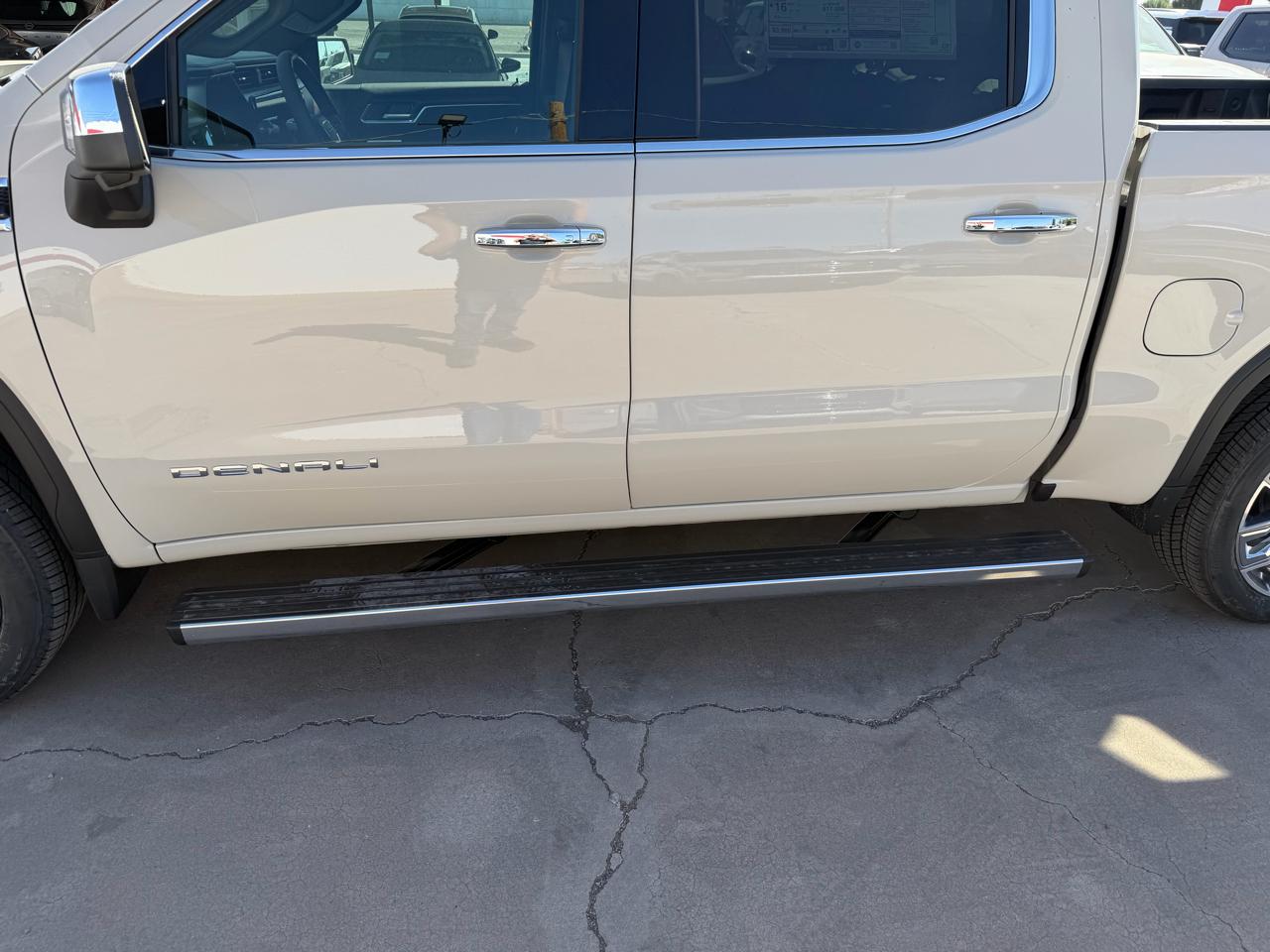 GMC Sierra 1500 4WD Crew Cab 147" Denali 2026