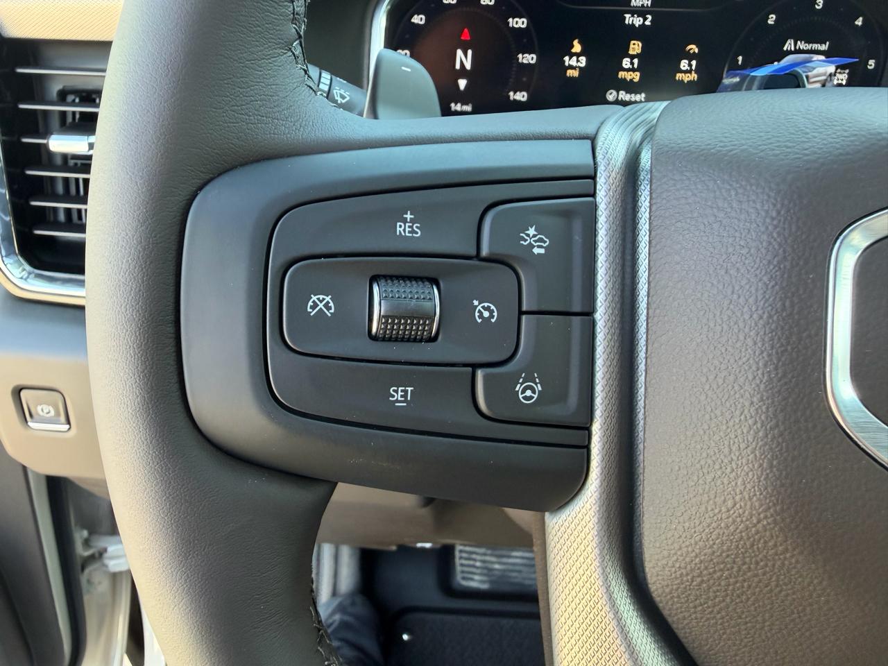 GMC Sierra 1500 4WD Crew Cab 147" Denali 2026