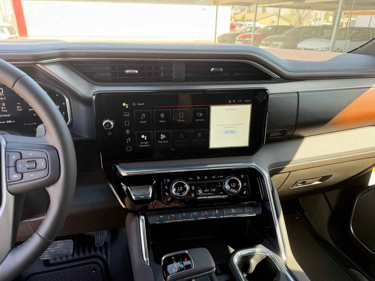 GMC Sierra 1500 4WD Crew Cab 147" Denali 2026