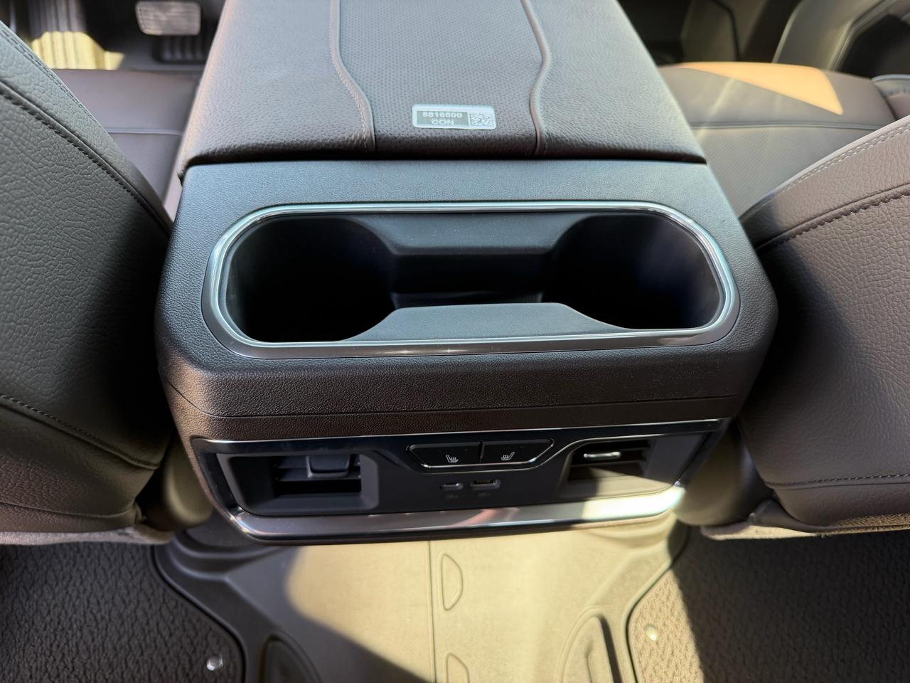 GMC Sierra 1500 4WD Crew Cab 147" Denali 2026