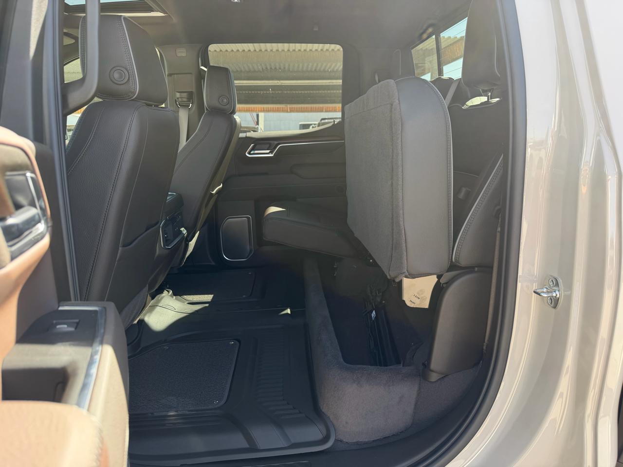 GMC Sierra 1500 4WD Crew Cab 147" Denali 2026