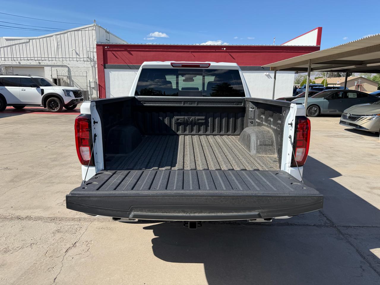 GMC Sierra 1500 4WD Crew Cab 147" Elevation w/3SB 2026