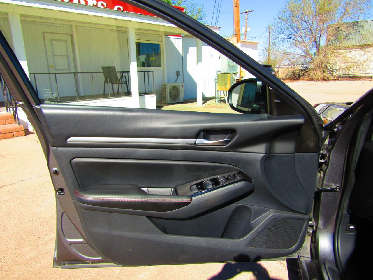 Nissan Altima 2.5 SR Sedan 2024