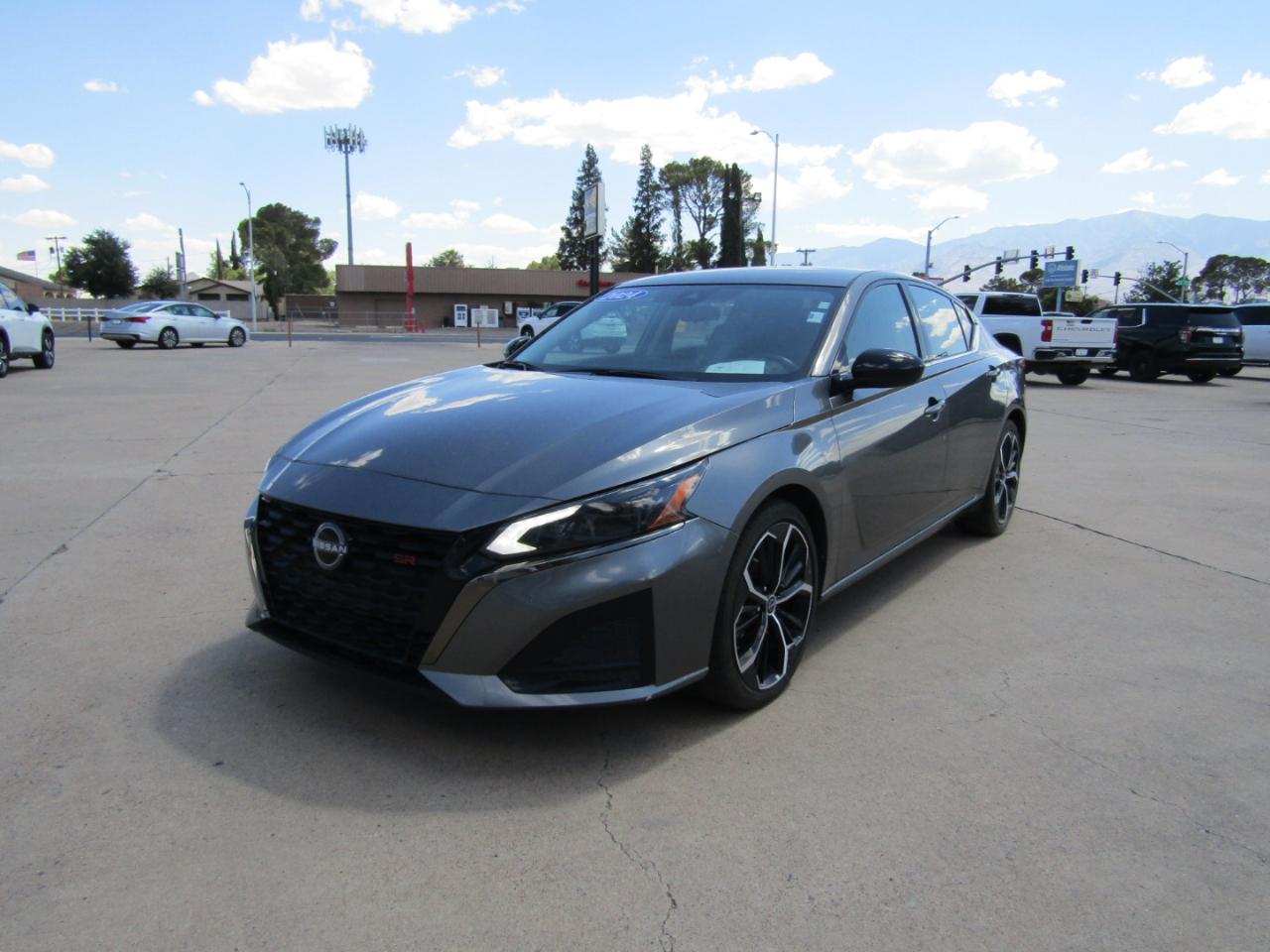 Nissan Altima 2.5 SR Sedan 2024