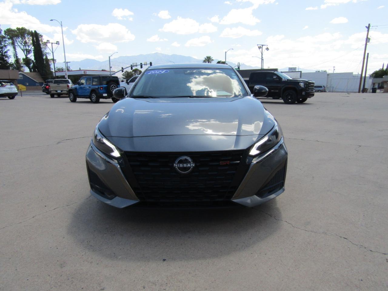 Nissan Altima 2.5 SR Sedan 2024