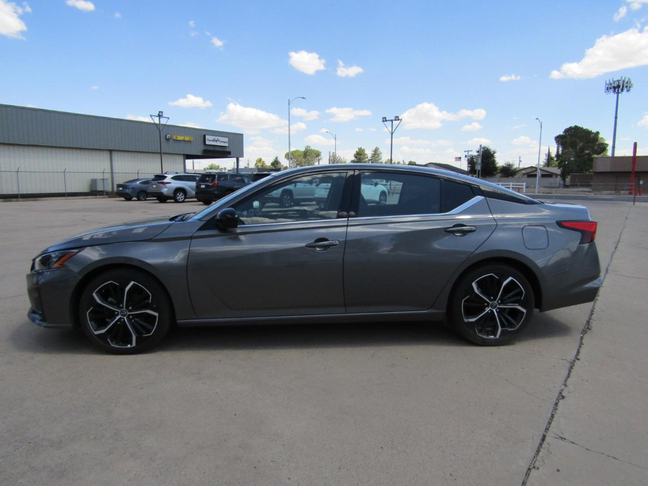 Nissan Altima 2.5 SR Sedan 2024