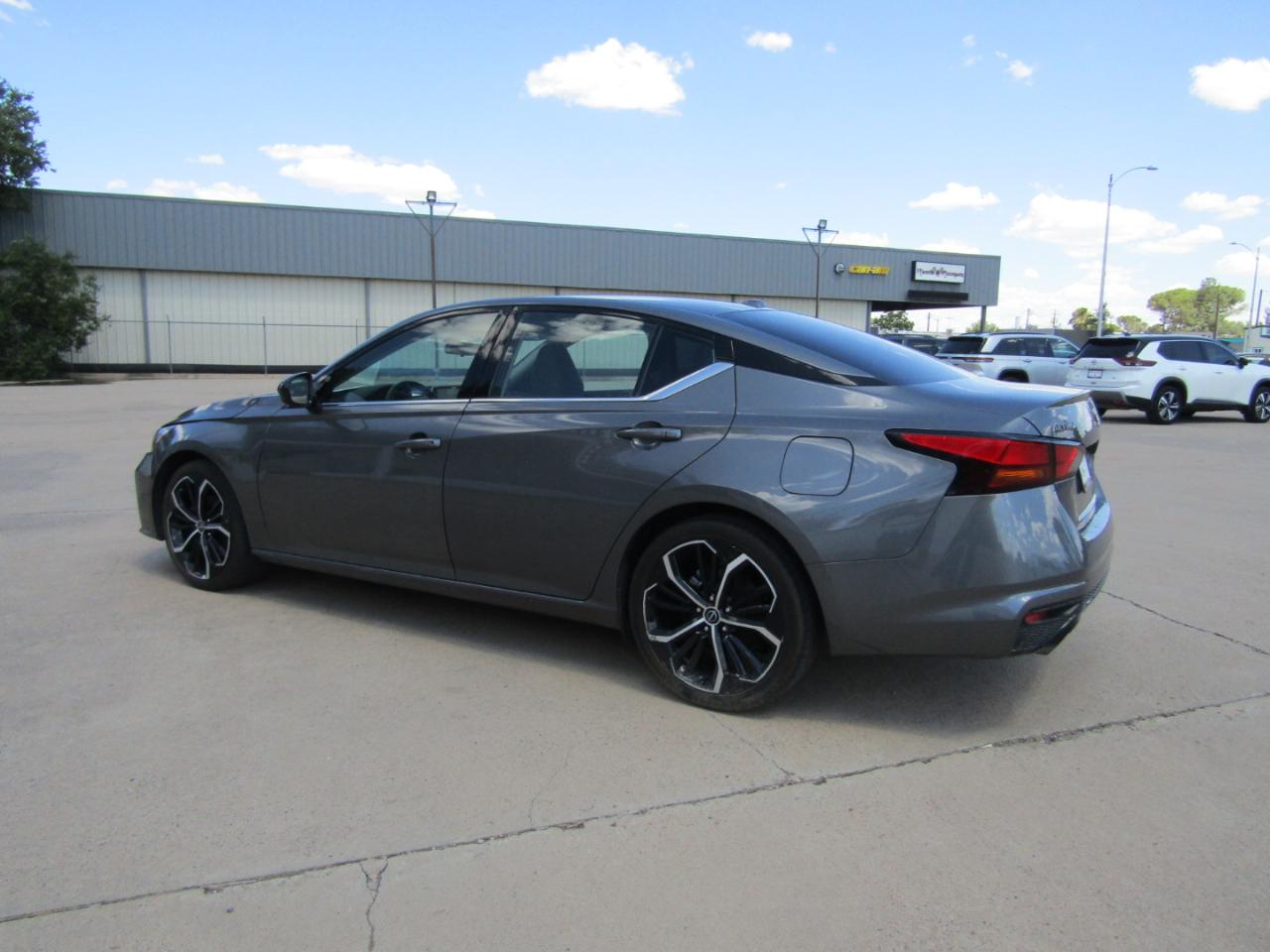 Nissan Altima 2.5 SR Sedan 2024