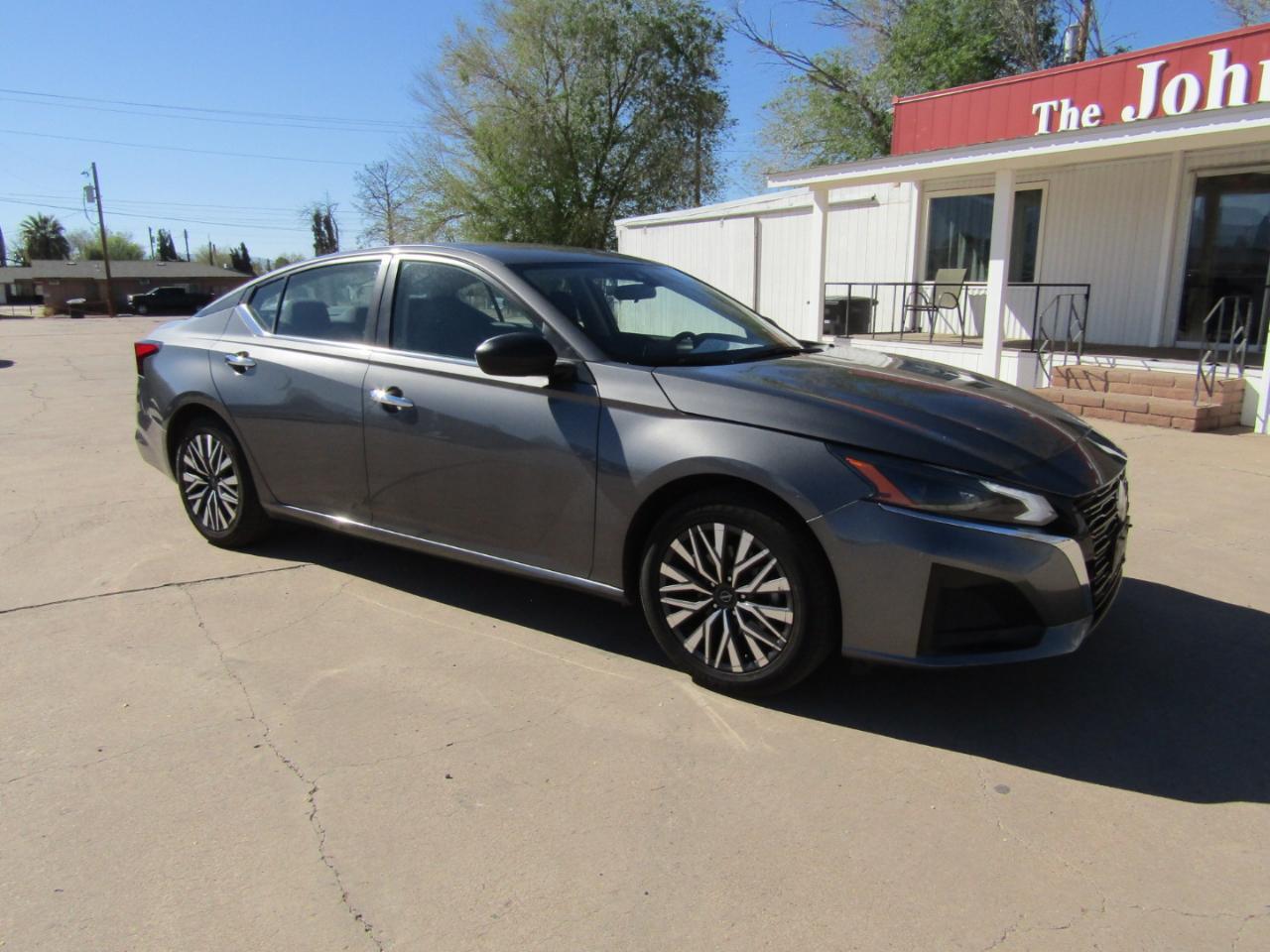 Nissan Altima 2.5 SV Sedan 2024