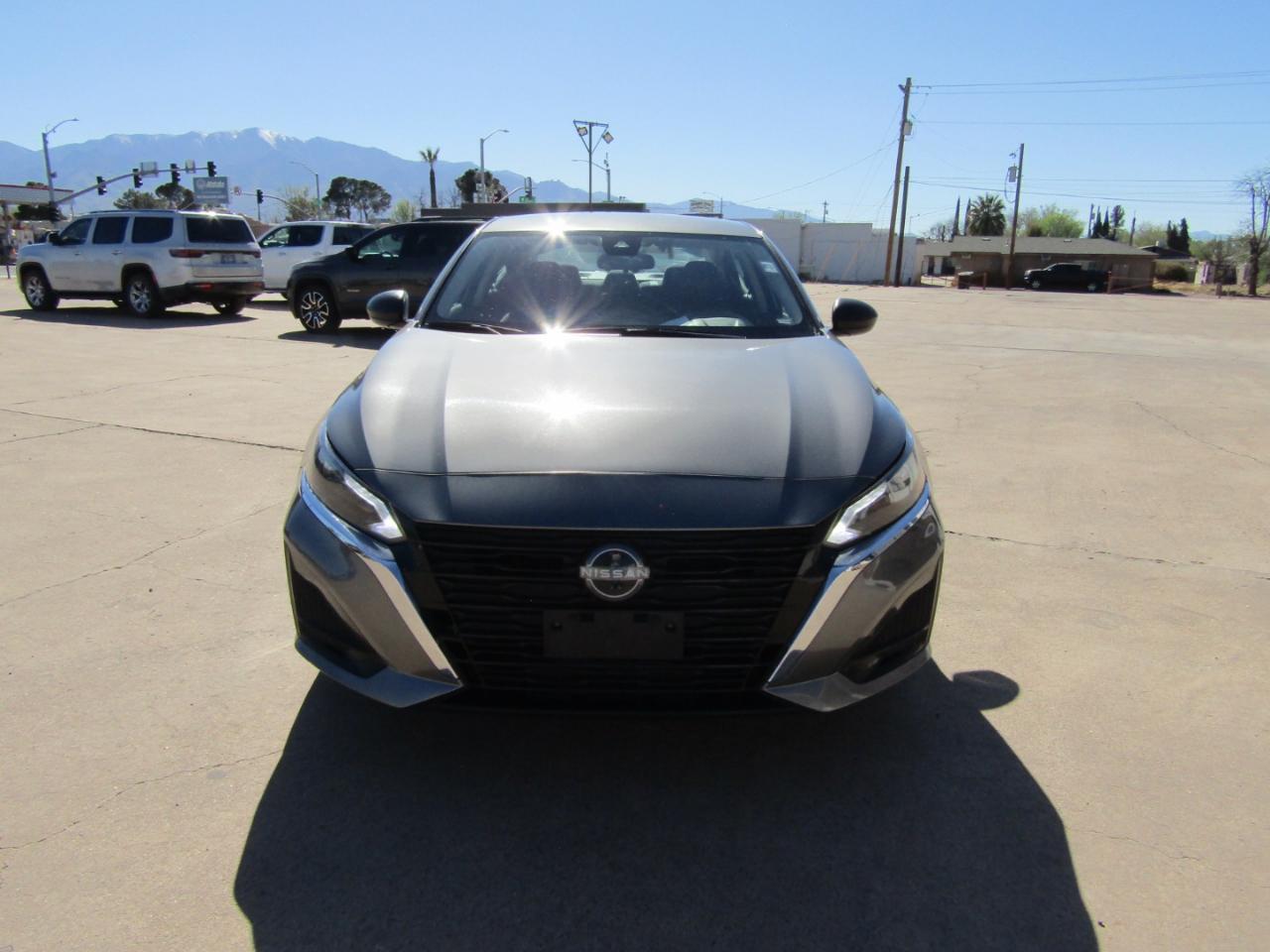 Nissan Altima 2.5 SV Sedan 2024