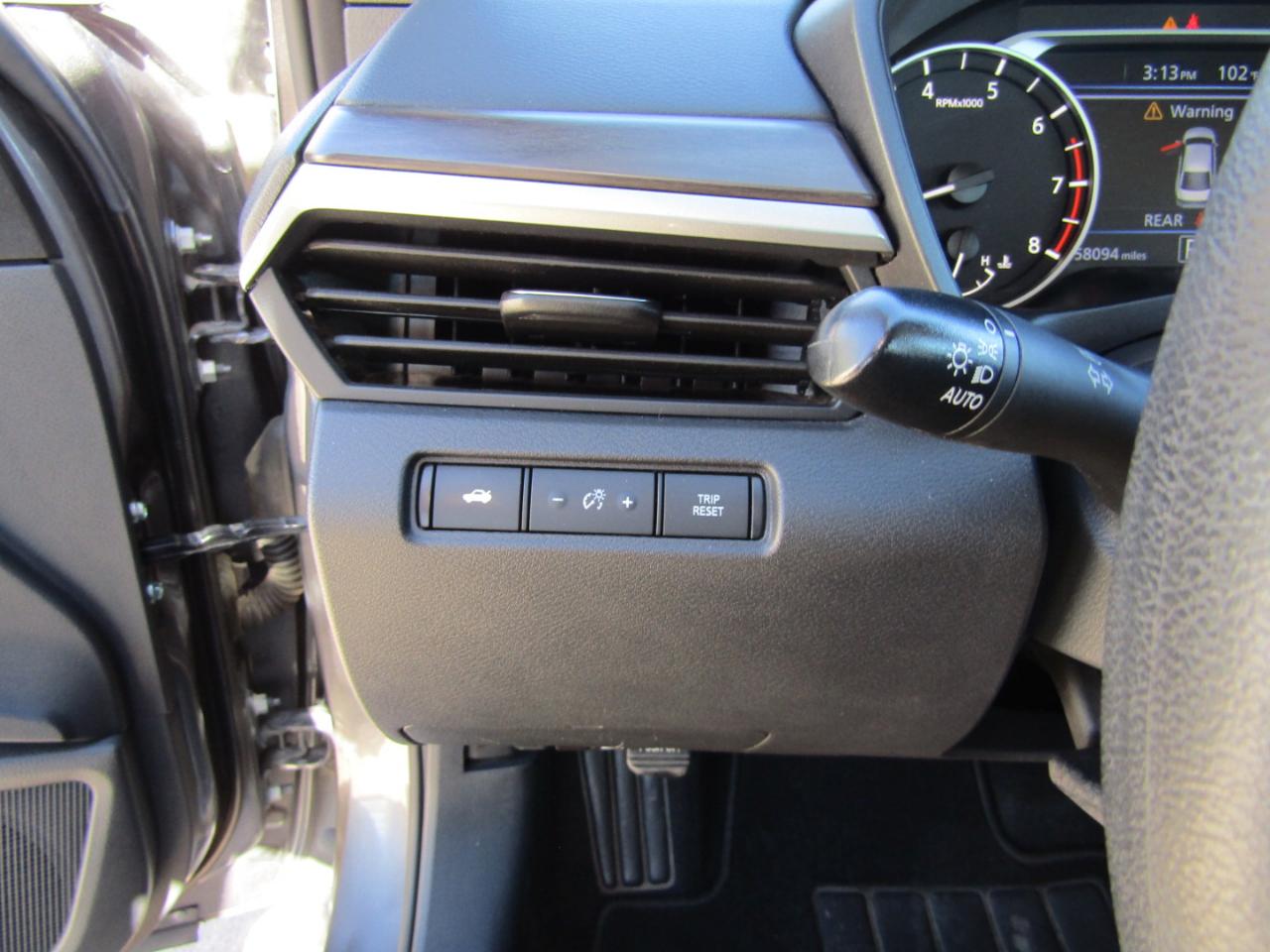 Nissan Altima 2.5 SV Sedan 2024