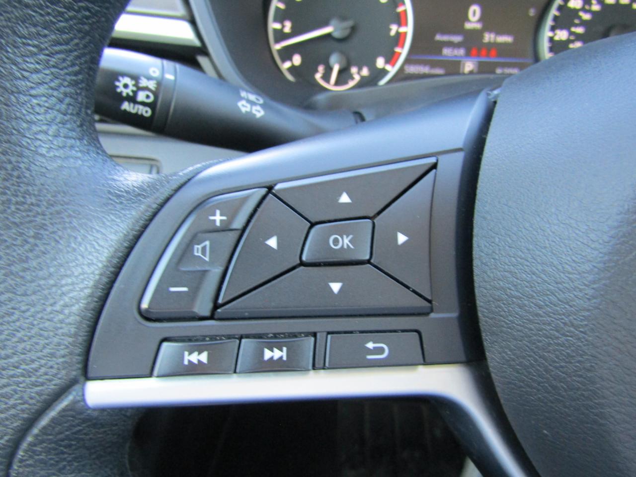 Nissan Altima 2.5 SV Sedan 2024