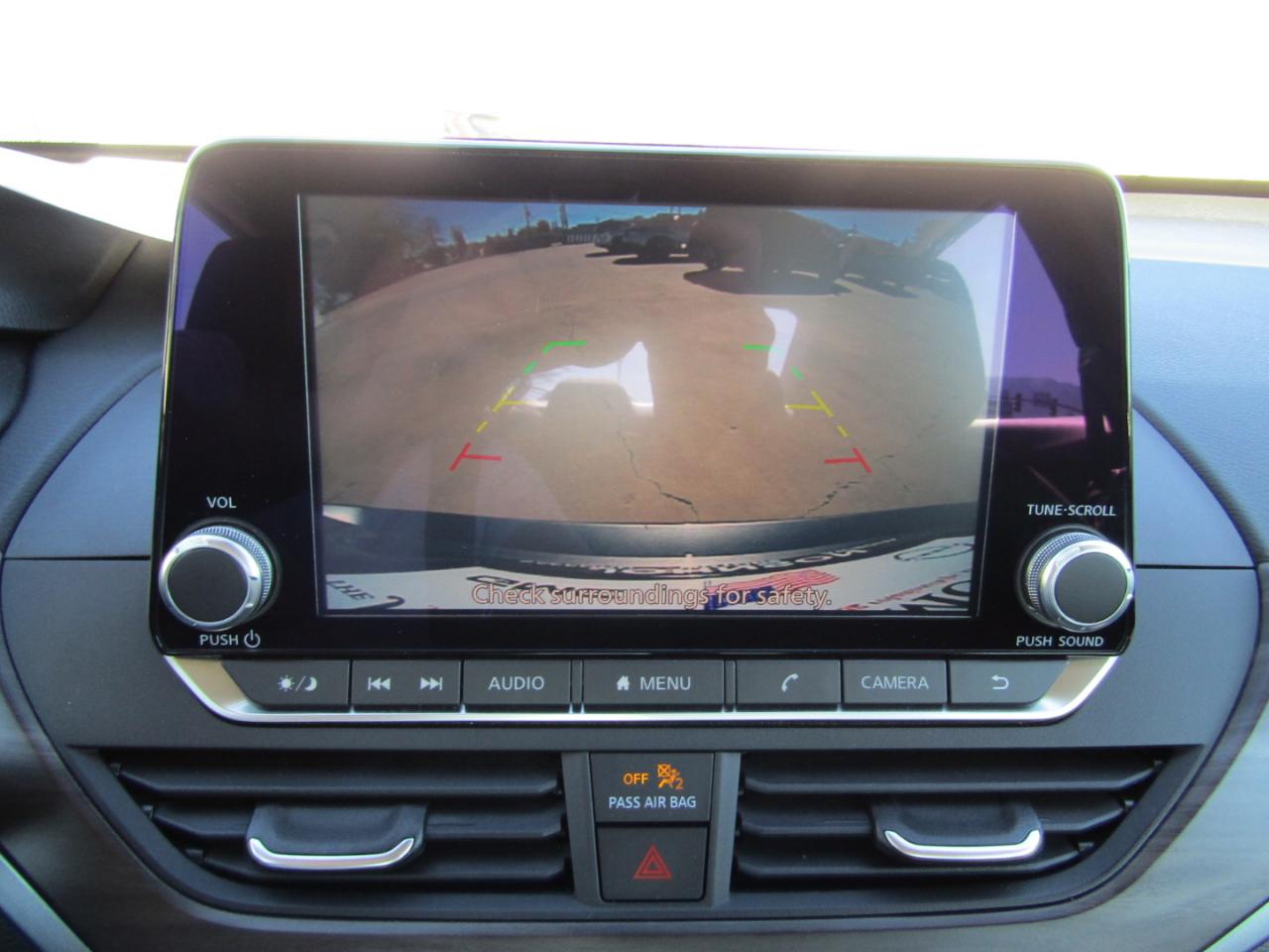 Nissan Altima 2.5 SV Sedan 2024