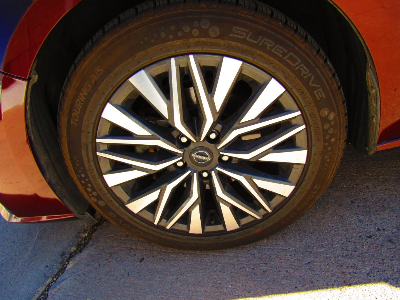 Nissan Altima 2.5 SV Sedan 2024