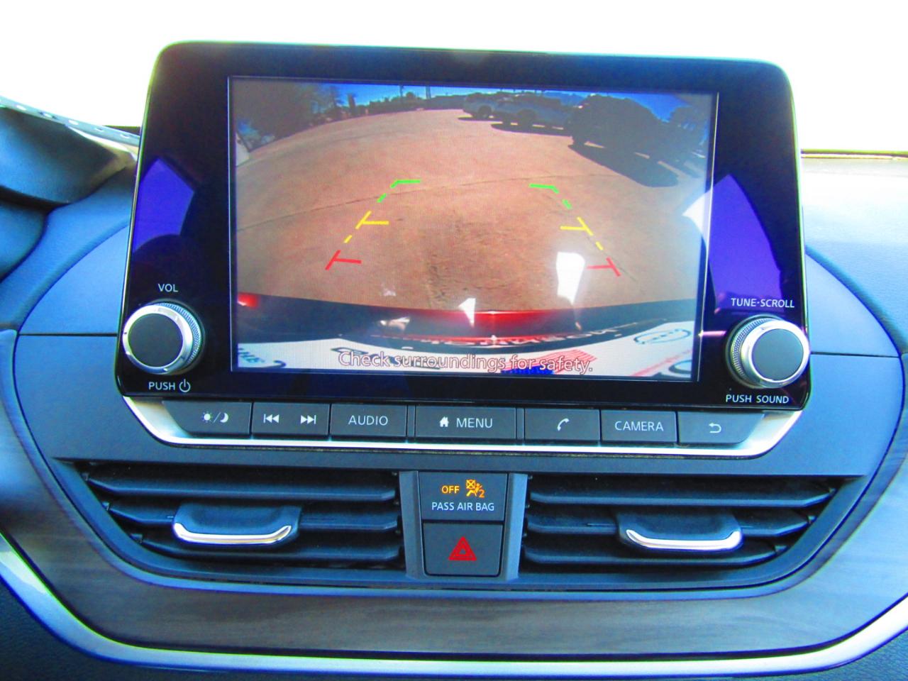 Nissan Altima 2.5 SV Sedan 2024