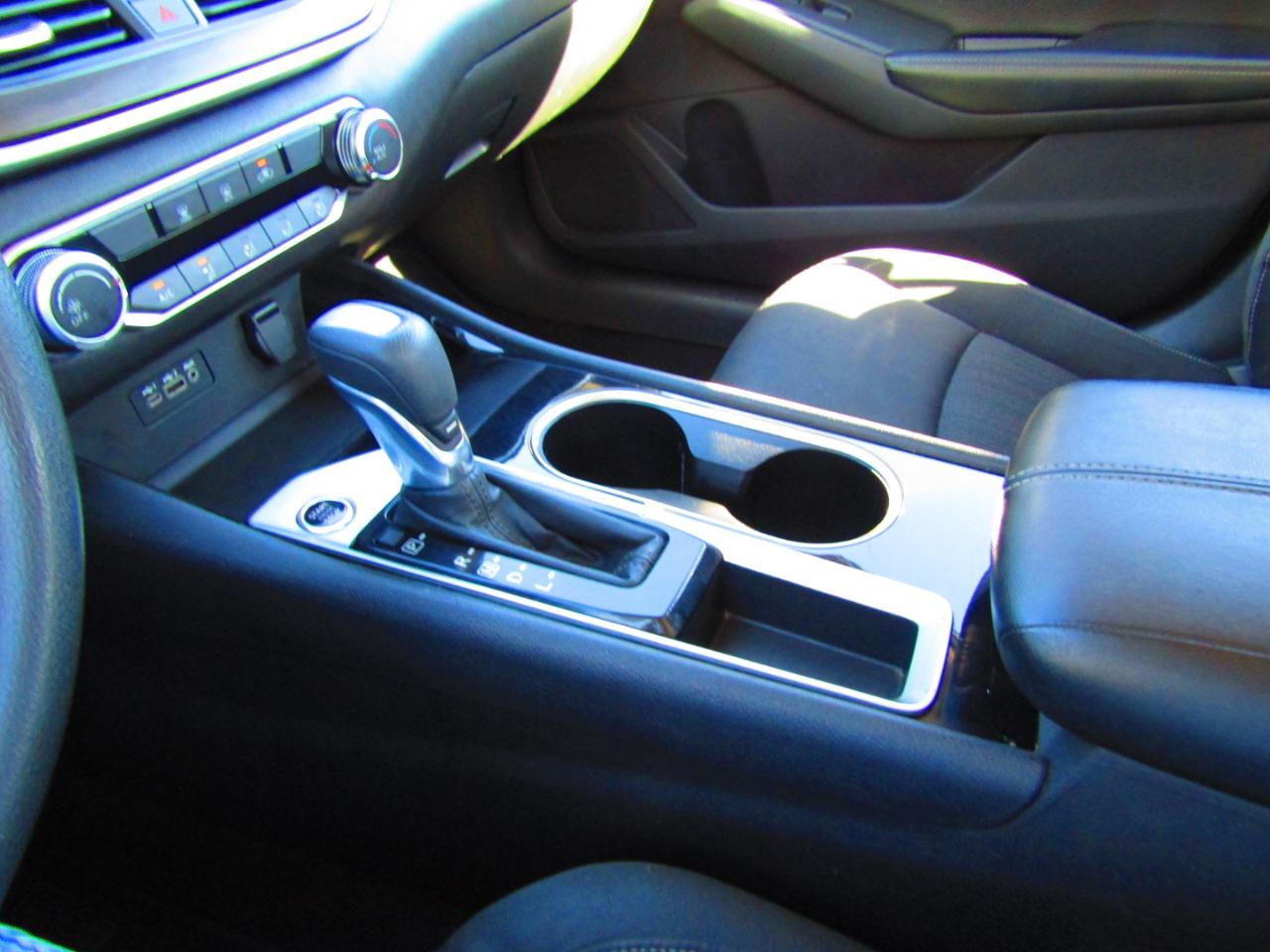 Nissan Altima 2.5 SV Sedan 2024