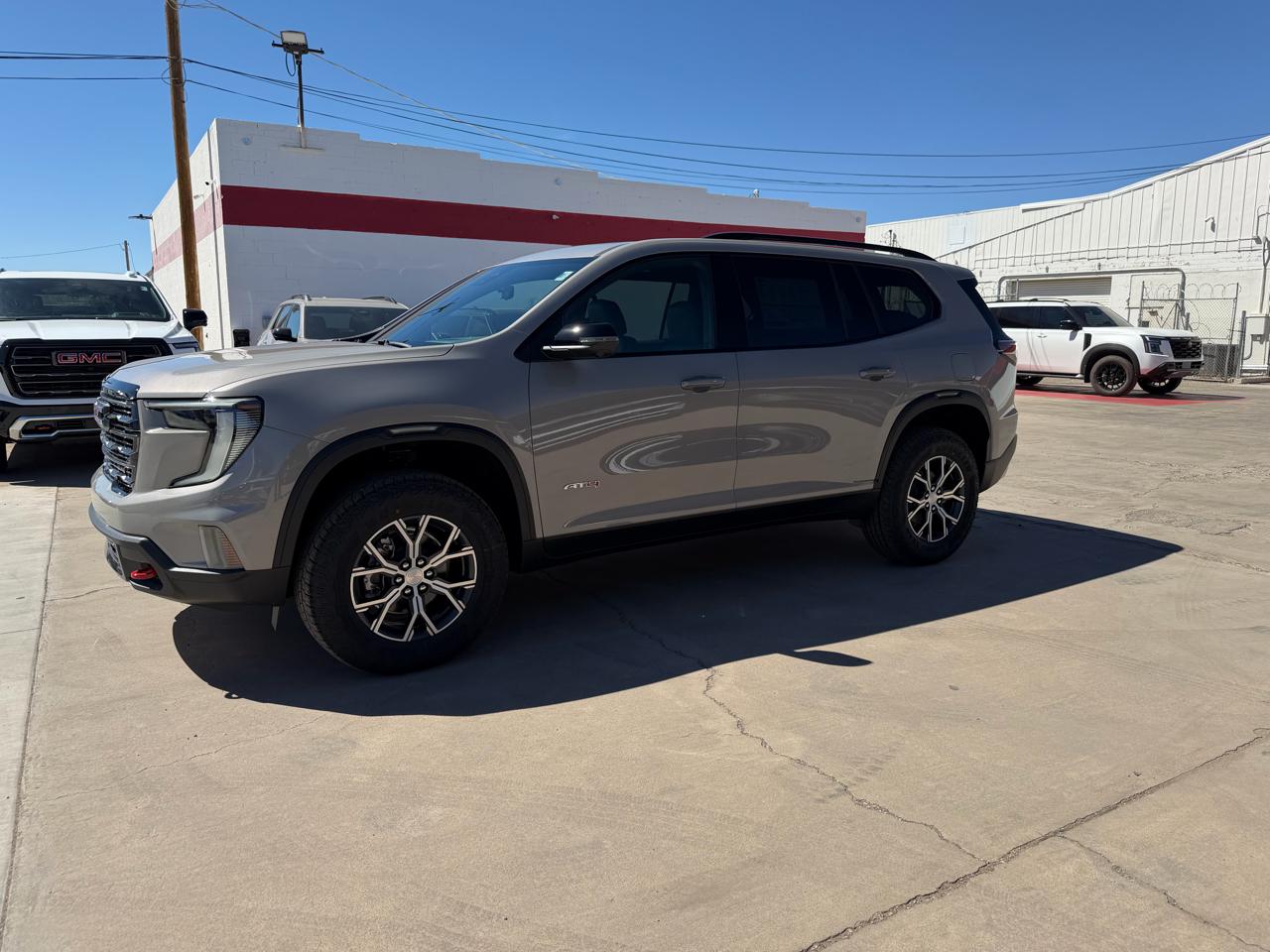 GMC Acadia AWD 4dr AT4 2026