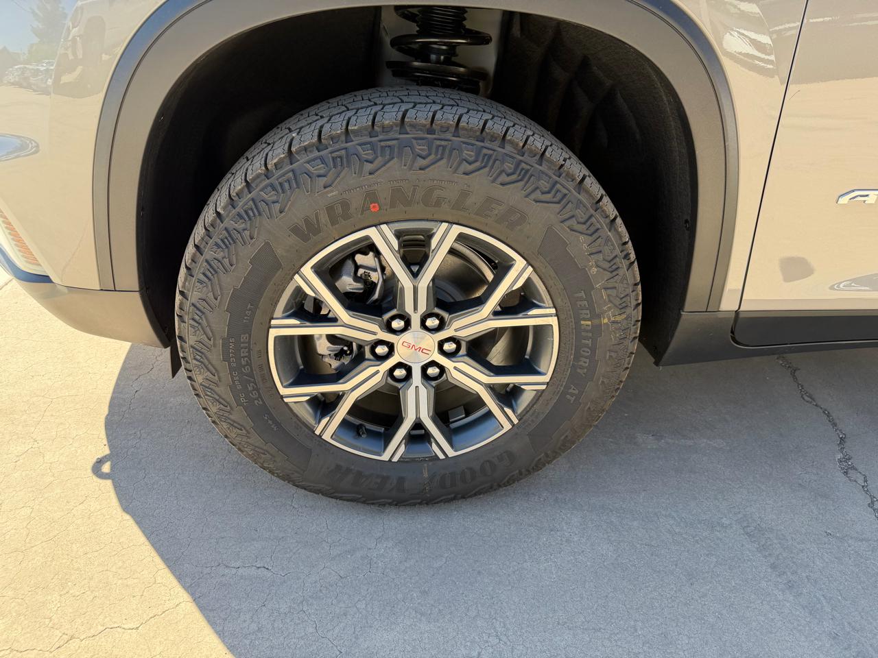 GMC Acadia AWD 4dr AT4 2026