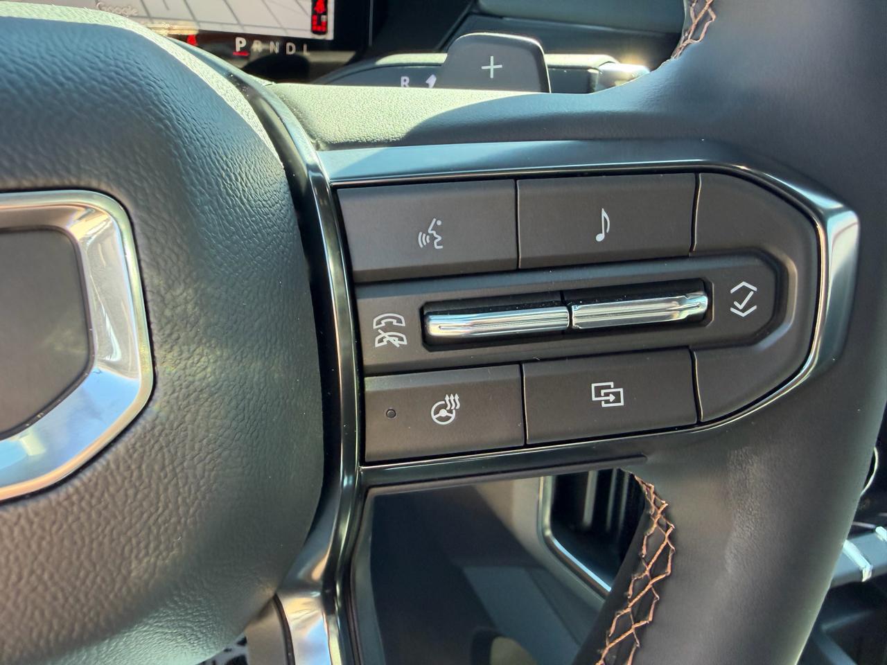 GMC Acadia AWD 4dr AT4 2026