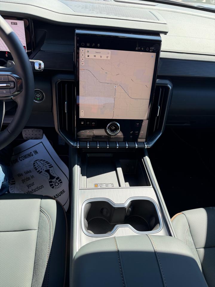 GMC Acadia AWD 4dr AT4 2026