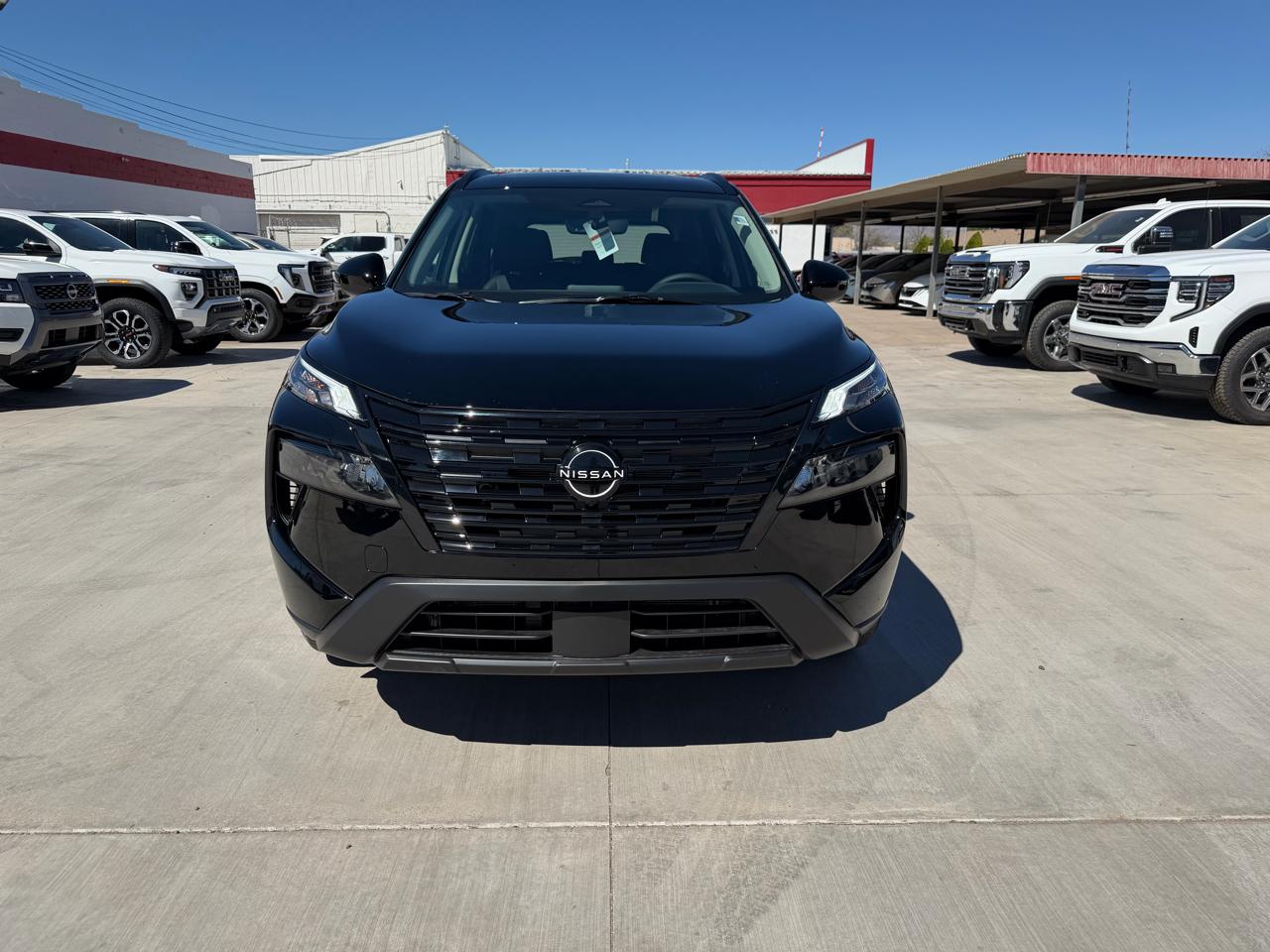 Nissan Rogue 2026.5 FWD Dark Armor 2026