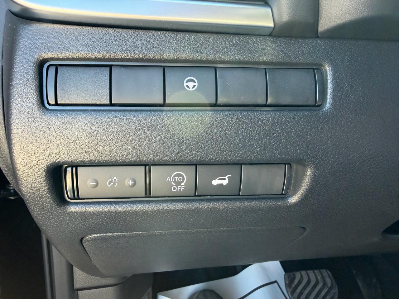 Nissan Rogue 2026.5 FWD Dark Armor 2026