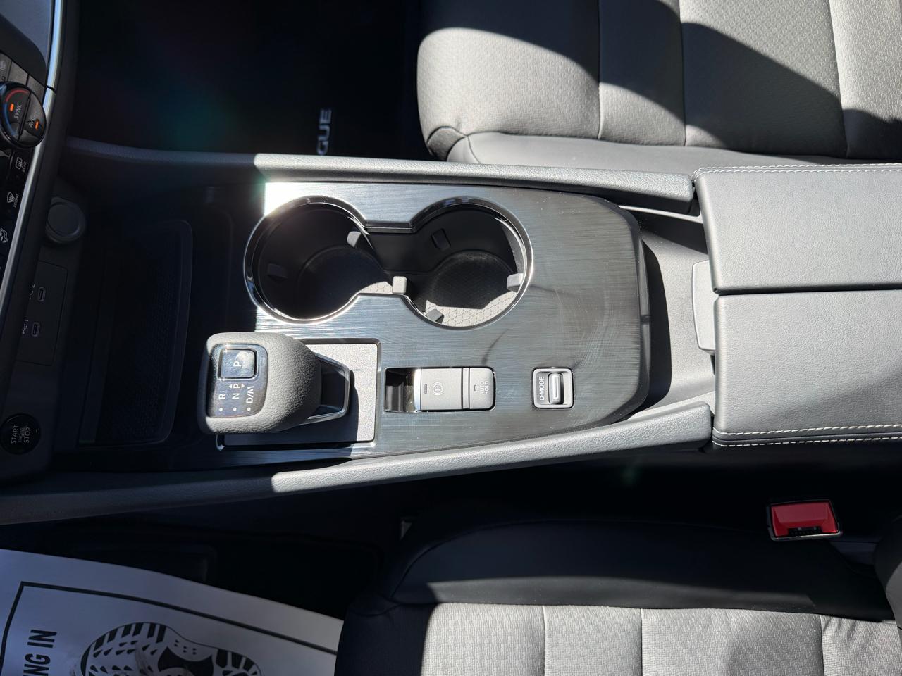 Nissan Rogue 2026.5 FWD Dark Armor 2026