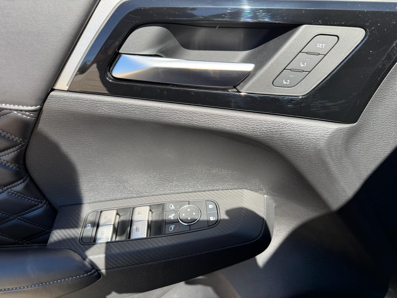 Nissan Rogue Plug-In Hybrid AWD Platinum 2026