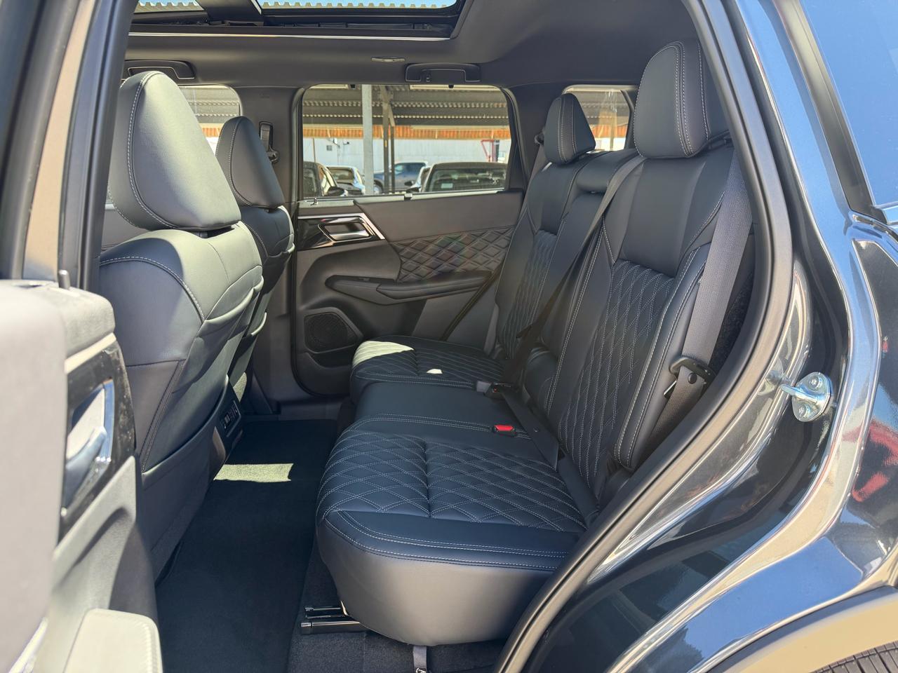 Nissan Rogue Plug-In Hybrid AWD Platinum 2026