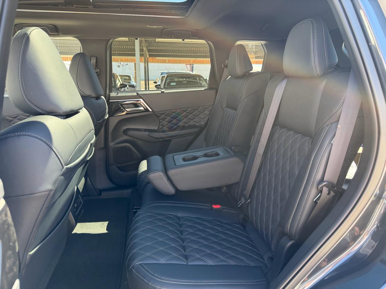 Nissan Rogue Plug-In Hybrid AWD Platinum 2026