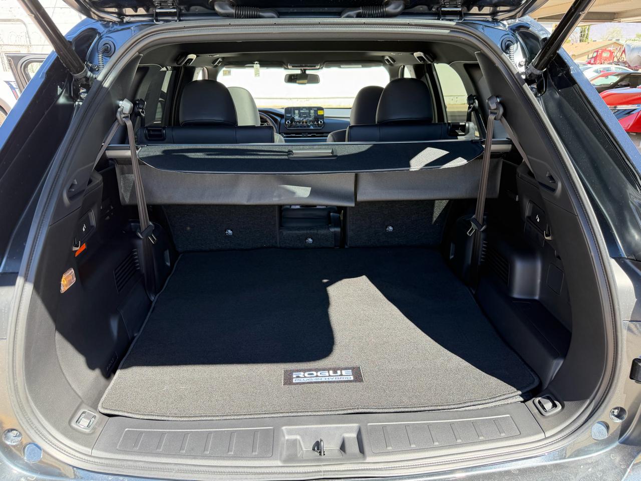 Nissan Rogue Plug-In Hybrid AWD Platinum 2026