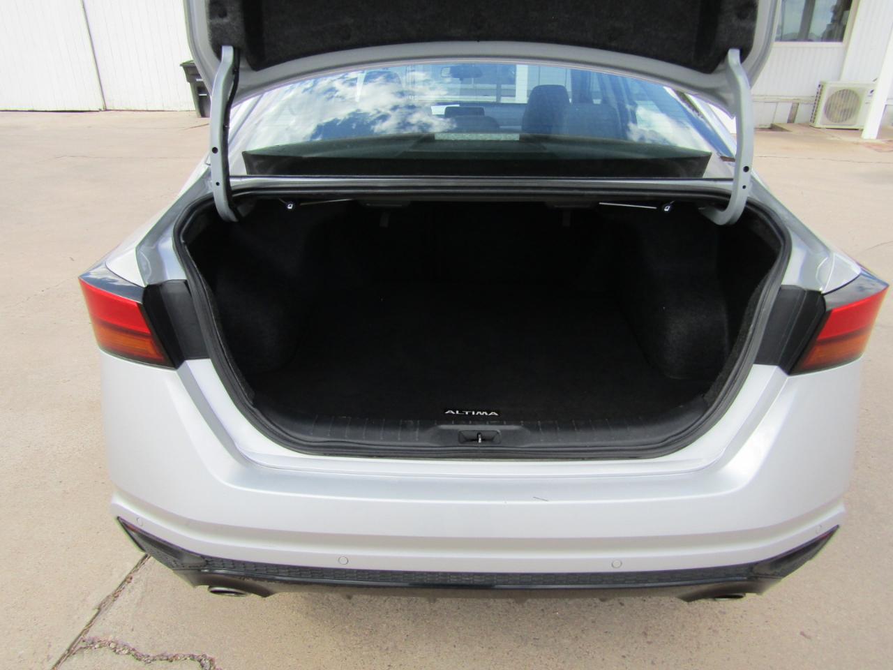 Nissan Altima 2.5 SR Sedan 2024