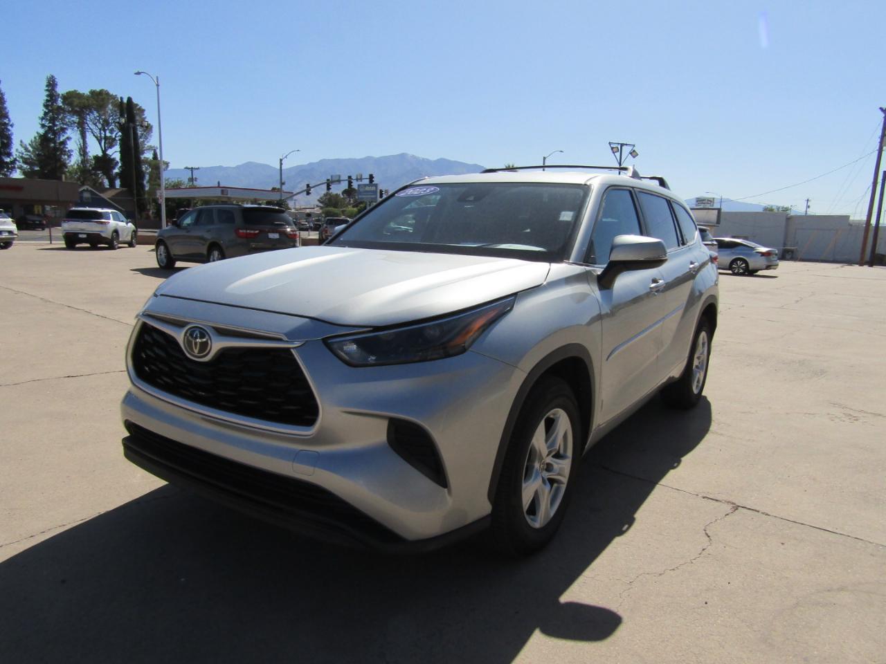 Toyota Highlander L 4D SUV FWD 2023