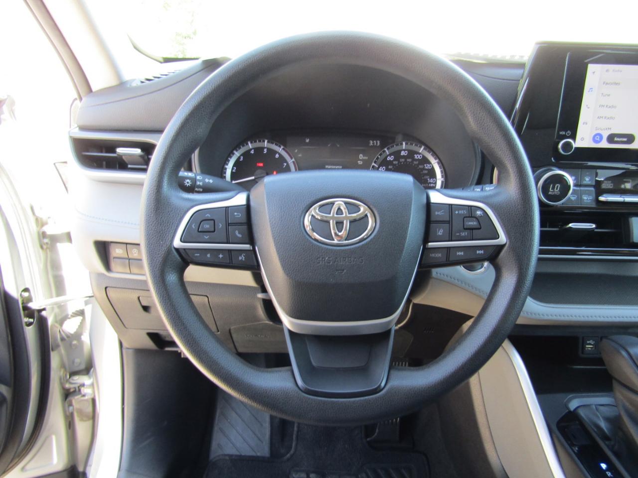 Toyota Highlander L 4D SUV FWD 2023